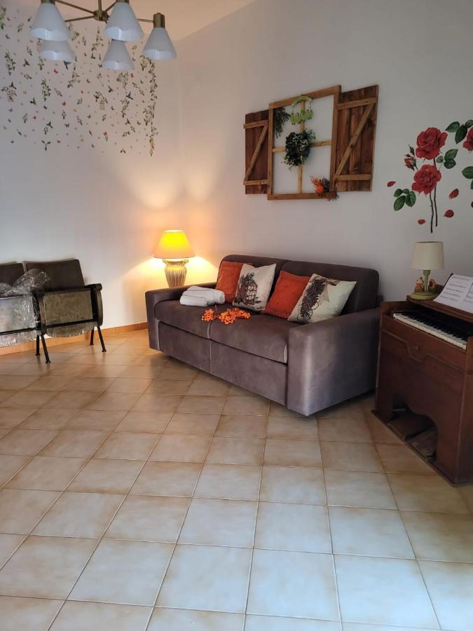La Maison De Rose 图里 外观 照片